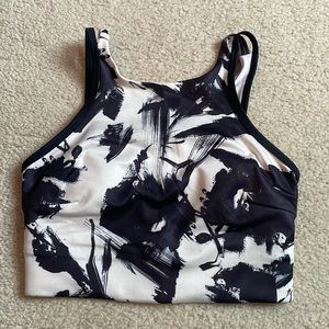 High neck padded sports bra